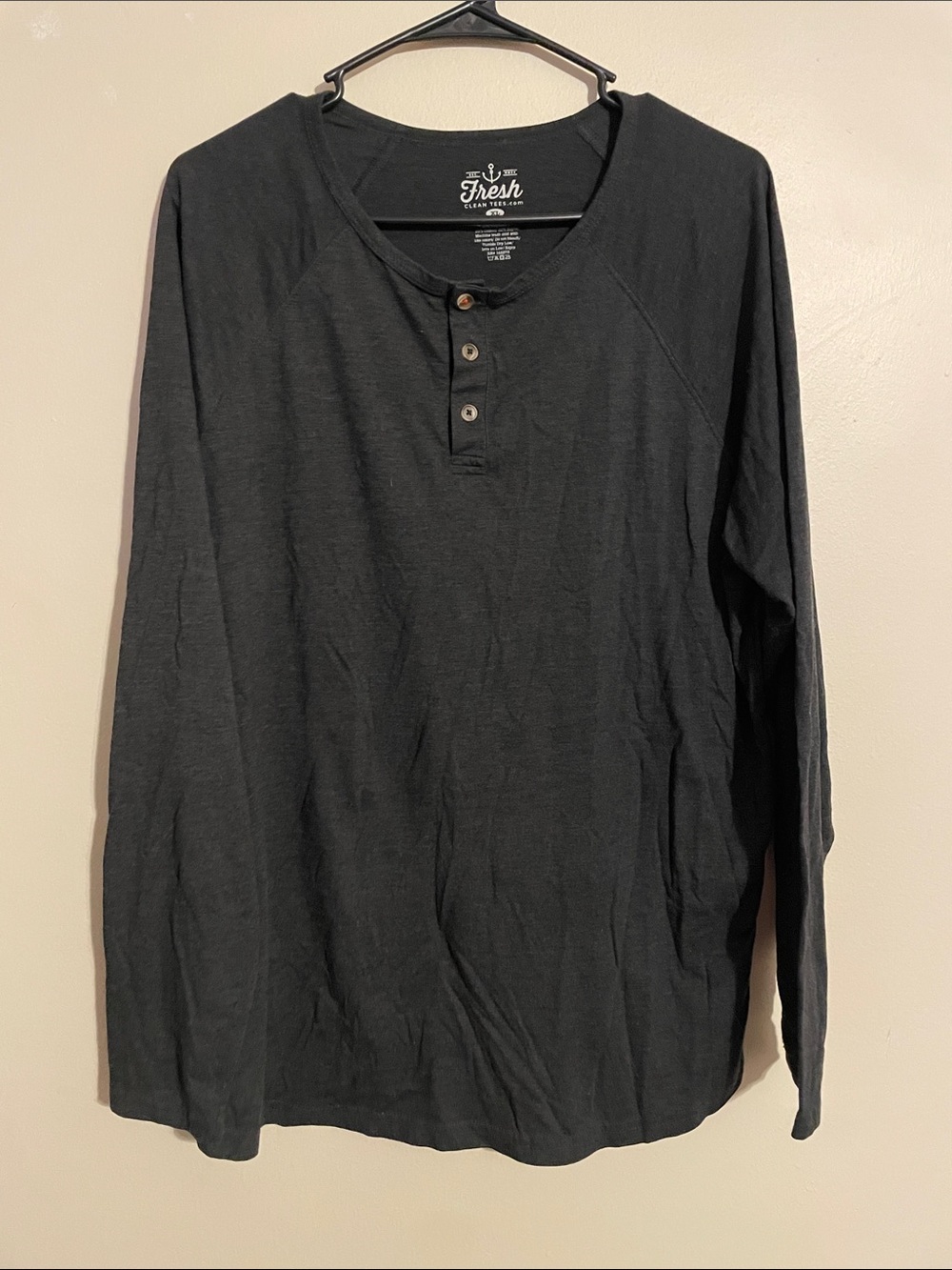 fresh Black Long-Sleeve Henley Shirt